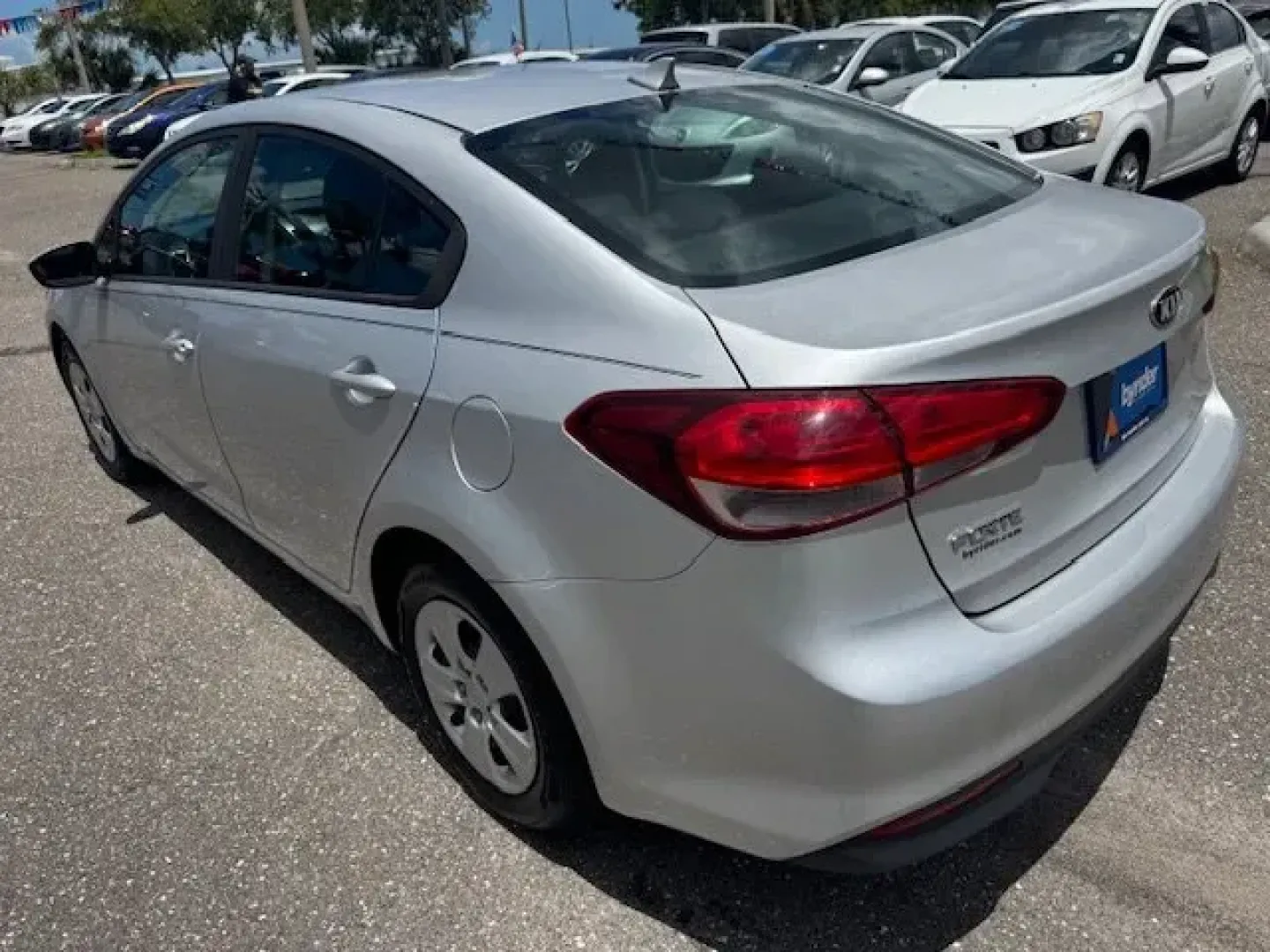 2017 Kia Forte (3KPFK4A75HE) with an Other engine, AUTOMATIC transmission, located at 7701 Park Blvd., Pinellas Park, FL, 33781, (727) 369-7777, 27.839552, -82.747284 - **Experience the Perfect Blend of Comfort and Reliability with the 2017 Kia Forte at Byrider Florida #154!**<br /> <br /> Are you searching for a dependable vehicle that won't break the bank? Look no further than this stunning 2017 Kia Forte, available exclusively at Byrider Florida #154 in Pinellas - Photo#3