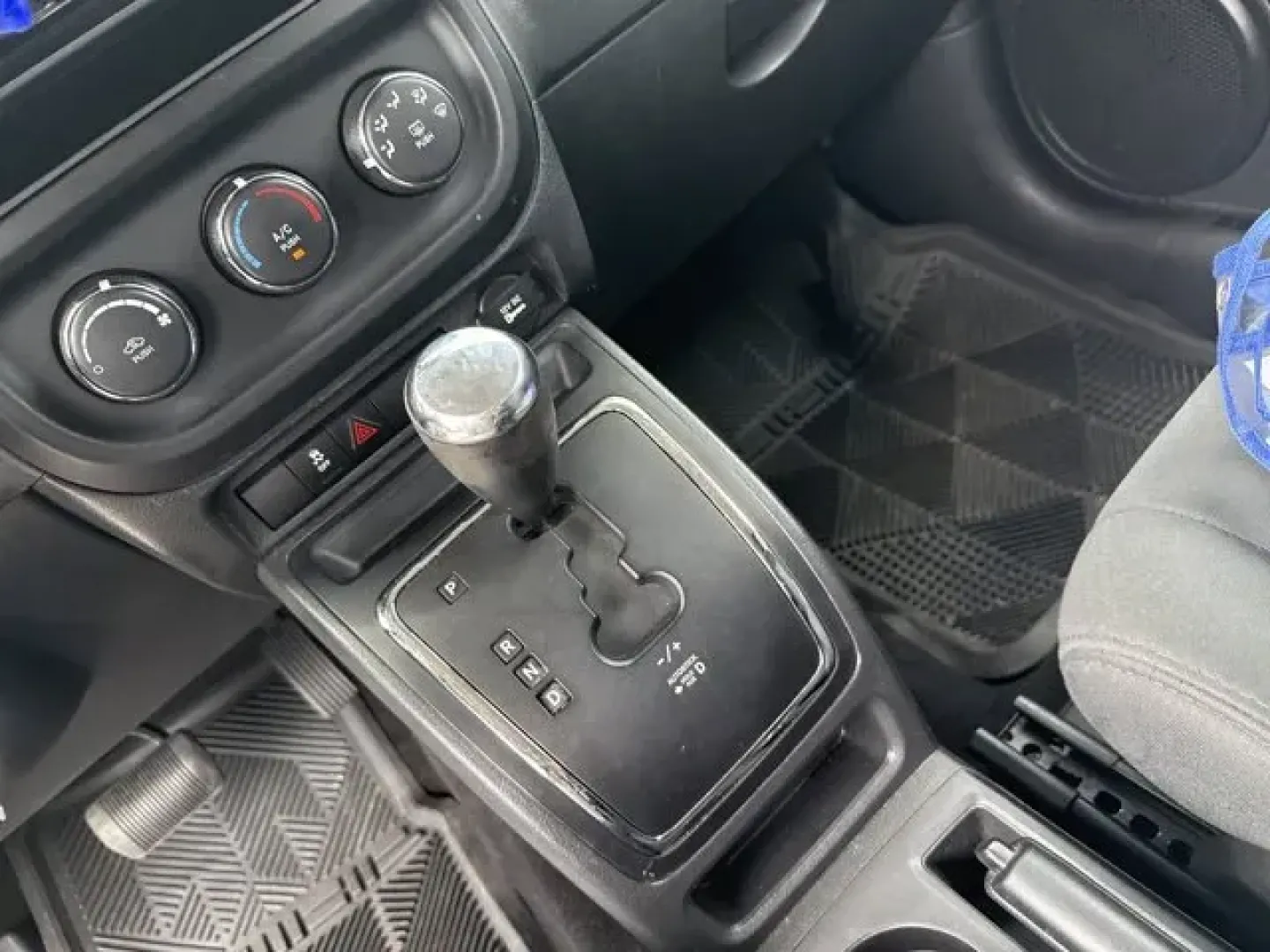 2014 Jeep Patriot (1C4NJPBA1ED) with an Other engine, AUTOMATIC transmission, located at 1285 Cassat Ave, Jacksonville, FL, 32205, (904) 425-3000, 30.299780, -81.732430 - KBB.com 5-Year Cost to Own Awards. This Jeep Patriot boasts a Regular Unleaded I-4 2.0 L/122 engine powering this Automatic transmission. ENGINE: 2.0L I4 DOHC 16V DUAL VVT (STD), Variable intermittent wipers, Touring suspension.*This Jeep Patriot Comes Equipped with These Options *Strut Front Suspen - Photo#14