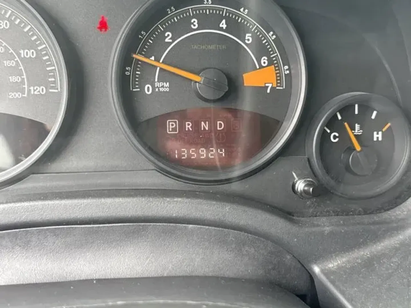 2014 Jeep Patriot (1C4NJPBA1ED) with an Other engine, AUTOMATIC transmission, located at 1285 Cassat Ave, Jacksonville, FL, 32205, (904) 425-3000, 30.299780, -81.732430 - KBB.com 5-Year Cost to Own Awards. This Jeep Patriot boasts a Regular Unleaded I-4 2.0 L/122 engine powering this Automatic transmission. ENGINE: 2.0L I4 DOHC 16V DUAL VVT (STD), Variable intermittent wipers, Touring suspension.*This Jeep Patriot Comes Equipped with These Options *Strut Front Suspen - Photo#15