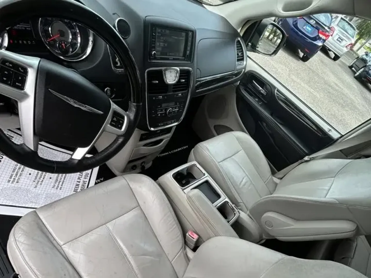 2015 Chrysler Town and Country (2C4RC1GG1FR) with an Other engine, AUTOMATIC transmission, located at 7701 Park Blvd., Pinellas Park, FL, 33781, (727) 369-7777, 27.839552, -82.747284 - **Discover Your Next Family Adventure with the 2015 Chrysler Town and Country!**<br /> <br /> Are you searching for a dependable vehicle that perfectly balances comfort, space, and versatility for your growing family? Look no further than the 2015 Chrysler Town and Country, available now at Byrider - Photo#2