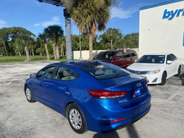 2017 Hyundai Elantra (KMHD74LF7HU) with an Other engine, AUTOMATIC transmission, located at 8829 US Hwy 19, Port Richey, FL, 34668, (727) 264-1107, 28.285917, -82.717346 - **Elevate Your Daily Commute with the 2017 Hyundai Elantra at Byrider Florida #162**<br /> <br /> Are you looking for a reliable and stylish sedan that can enhance your daily commute while fitting seamlessly into your lifestyle? Look no further! The 2017 Hyundai Elantra is here to meet all your driv - Photo#5