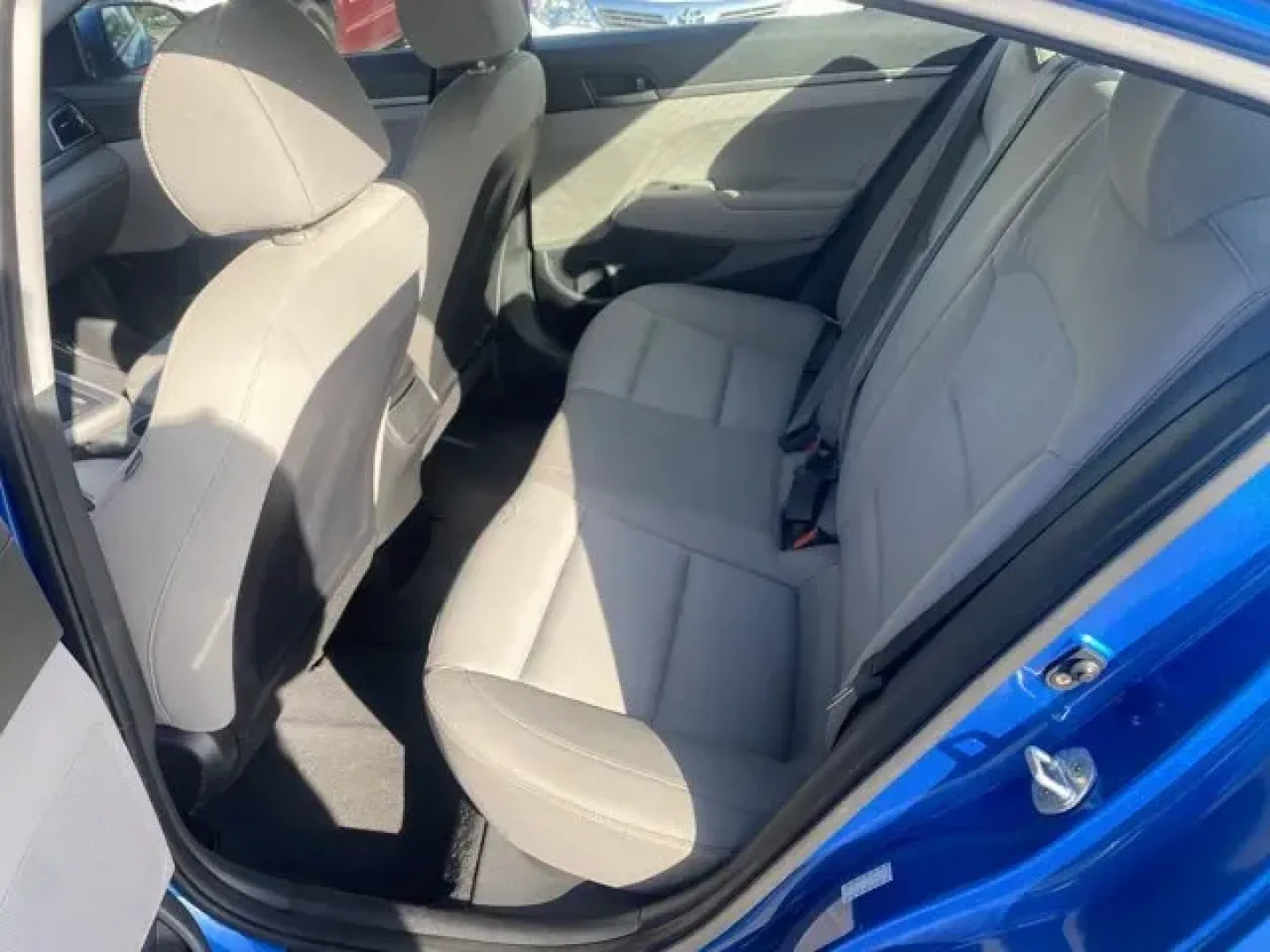 2017 Hyundai Elantra (KMHD74LF7HU) with an Other engine, AUTOMATIC transmission, located at 8829 US Hwy 19, Port Richey, FL, 34668, (727) 264-1107, 28.285917, -82.717346 - **Elevate Your Daily Commute with the 2017 Hyundai Elantra at Byrider Florida #162**<br /> <br /> Are you looking for a reliable and stylish sedan that can enhance your daily commute while fitting seamlessly into your lifestyle? Look no further! The 2017 Hyundai Elantra is here to meet all your driv - Photo#7