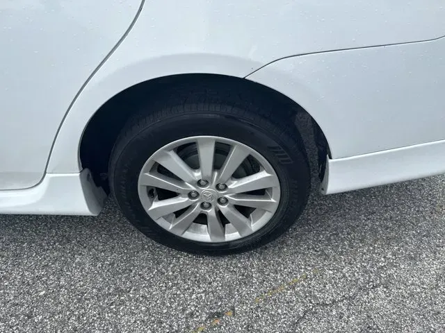 2010 Toyota Corolla (2T1BU4EEXAC) with an Other engine, AUTOMATIC transmission, located at 1285 Cassat Ave, Jacksonville, FL, 32205, (904) 425-3000, 30.299780, -81.732430 - **Discover Your Perfect Ride: 2010 Toyota Corolla at Byrider Florida #139 in Jacksonville!**<br /> <br /> Are you on the hunt for a reliable vehicle that seamlessly fits into your busy lifestyle? Whether you're navigating the hustle and bustle of city life, commuting to work, or embarking on weekend - Photo#5