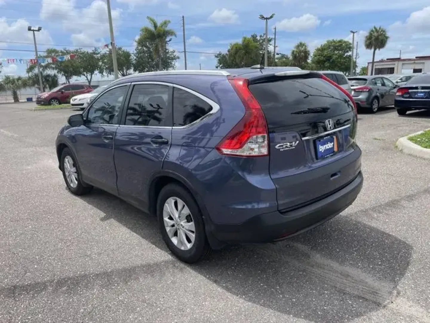 2014 Honda CR-V (2HKRM3H75EH) with an Other engine, AUTOMATIC transmission, located at 7701 Park Blvd., Pinellas Park, FL, 33781, (727) 369-7777, 27.839552, -82.747284 - ### Discover Adventure with the 2014 Honda CR-V at Byrider Florida #154!<br /> <br /> If you're seeking a reliable vehicle that fits seamlessly into your active lifestyle, look no further than the 2014 Honda CR-V available at Byrider Florida #154 in Pinellas Park, FL. This SUV is perfect for weekend - Photo#4