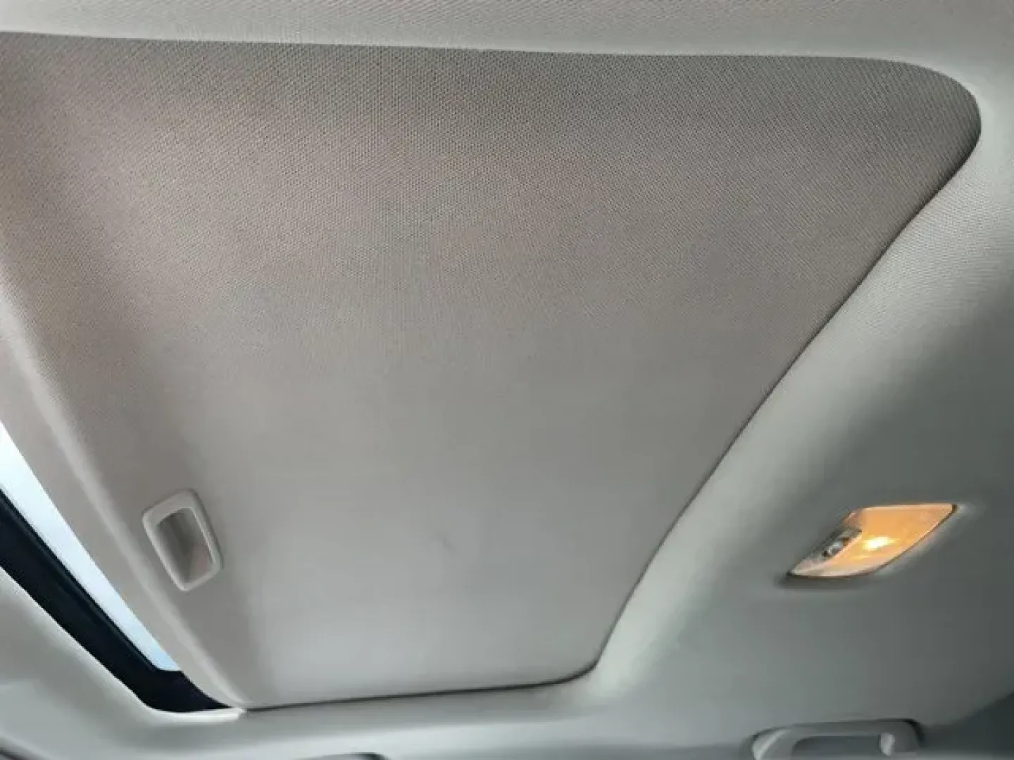 2014 Honda CR-V (2HKRM3H75EH) with an Other engine, AUTOMATIC transmission, located at 7701 Park Blvd., Pinellas Park, FL, 33781, (727) 369-7777, 27.839552, -82.747284 - ### Discover Adventure with the 2014 Honda CR-V at Byrider Florida #154!<br /> <br /> If you're seeking a reliable vehicle that fits seamlessly into your active lifestyle, look no further than the 2014 Honda CR-V available at Byrider Florida #154 in Pinellas Park, FL. This SUV is perfect for weekend - Photo#10