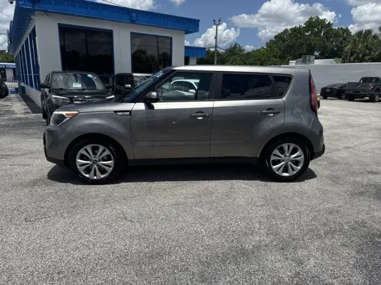 2016 Kia Soul (KNDJP3A55G7) with an Other engine, AUTOMATIC transmission, located at 1285 Cassat Ave, Jacksonville, FL, 32205, (904) 425-3000, 30.299780, -81.732430 - Are you ready to elevate your driving experience and embark on exciting adventures? Whether you're a growing family in need of extra room or a budget-conscious commuter looking for reliability, we have the perfect vehicle for you at Byrider Florida #139 in Jacksonville, FL. Introducing the 2016 Kia - Photo#3