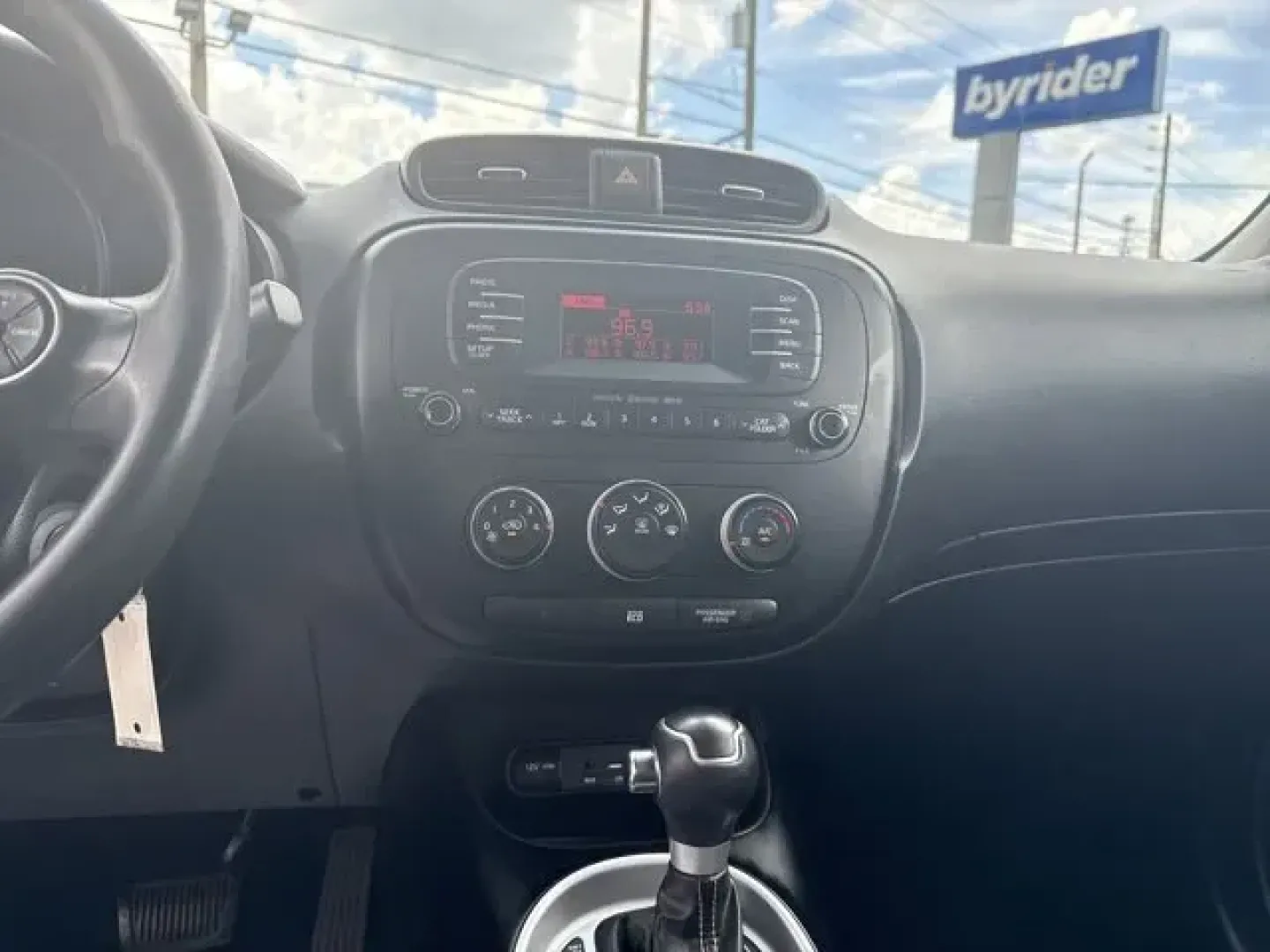 2015 Kia Soul (KNDJP3A50F7) with an Other engine, AUTOMATIC transmission, located at 1285 Cassat Ave, Jacksonville, FL, 32205, (904) 425-3000, 30.299780, -81.732430 - ### Discover Your Perfect Urban Companion: 2015 Kia Soul at Byrider Florida #139<br /> <br /> Are you ready to elevate your daily commute or embark on weekend adventures? The 2015 Kia Soul, available at Byrider Florida #139 in Jacksonville, FL, is the ultimate vehicle for those craving style, functi - Photo#12