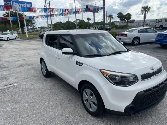 2016 Kia Soul (KNDJN2A20G7) with an Other engine, AUTOMATIC transmission, located at 8829 US Hwy 19, Port Richey, FL, 34668, (727) 264-1107, 28.285917, -82.717346 - **Unlock Your Adventure with the 2016 Kia Soul at Byrider Florida #162!**<br /> <br /> Are you ready to elevate your daily drive and embark on unforgettable weekend getaways? The 2016 Kia Soul offers the perfect blend of style, practicality, and comfort, making it an exceptional choice for growing f - Photo#2