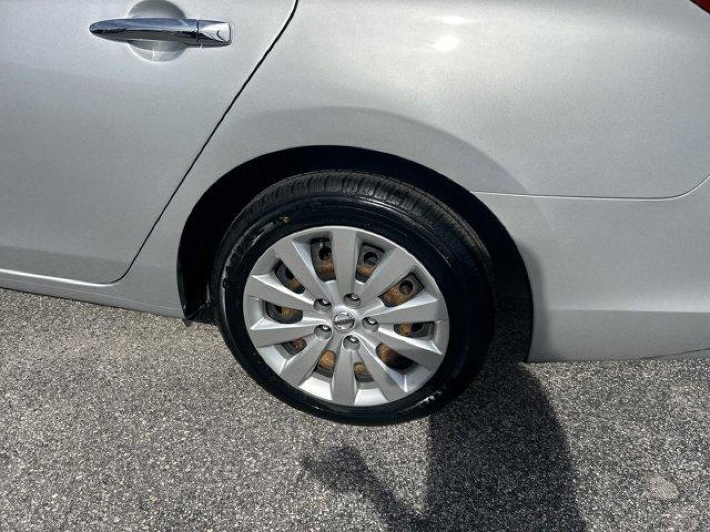 2018 Nissan Sentra (3N1AB7AP6JY) with an Other engine, AUTOMATIC transmission, located at 1285 Cassat Ave, Jacksonville, FL, 32205, (904) 425-3000, 30.299780, -81.732430 - Boasts 37 Highway MPG and 29 City MPG! This Nissan Sentra delivers a Regular Unleaded I-4 1.8 L/110 engine powering this Variable transmission. CHARCOAL, CLOTH SEAT TRIM, BRILLIANT SILVER, [L92] CARPETED FLOOR MATS W/TRUNK MAT.* This Nissan Sentra Features the Following Options *Window Grid Antenna, - Photo#6